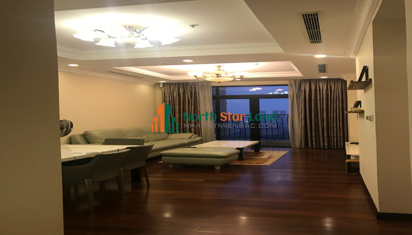 Cho thuê căn hộ dịch vụ Roycity 2PN,Thanh Xuân 4
