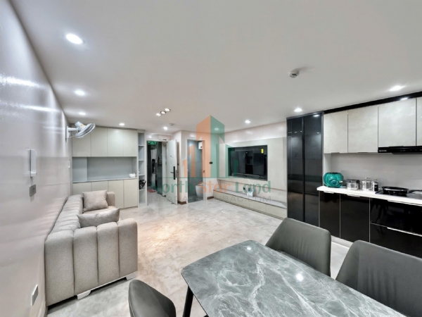 Cho thuê căn hộ dịch vụ Tô Ngọc Vân,Tây Hồ